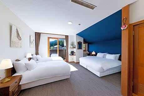 Family Room with Mountain View