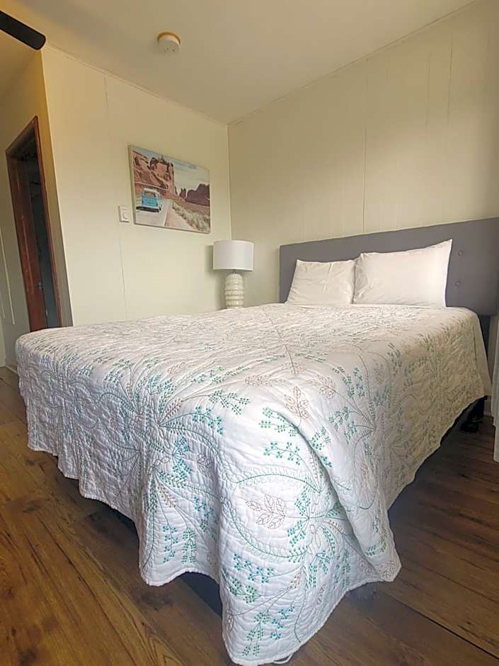 Town and Country Motel