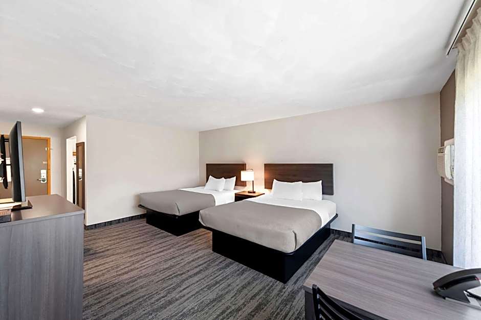 Quality Inn & Suites Munising