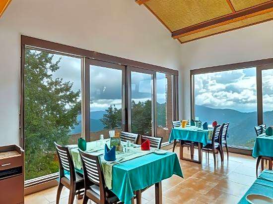 Club Mahindra Kanatal