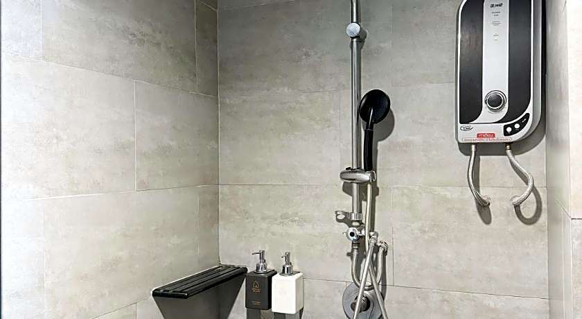 Amphawa Na Non Hotel & Spa