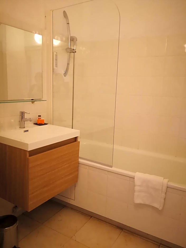 Hostellerie du Val d'Or