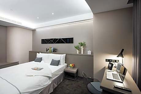 Standard Double Room (No Window)
