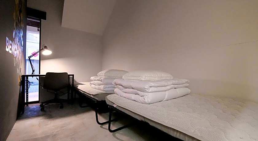 BENCH hostel & 3rd place