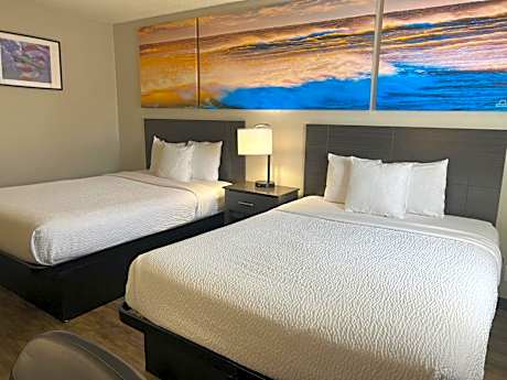 Queen Room with Two Queen Beds/Third Floor, No Elevator, Non-Smoking