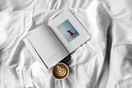 Bubbly room mountain side