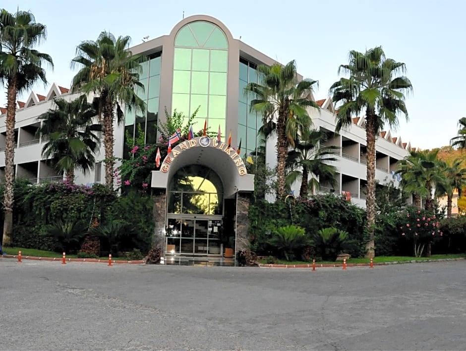 Grand Viking Hotel