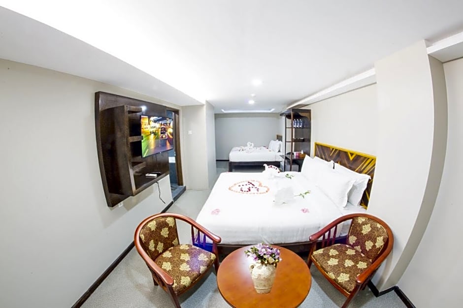 Tristar Hotel