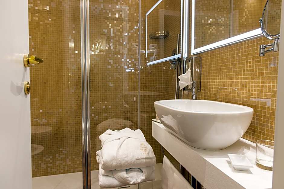 Savoia & Jolanda Hotel