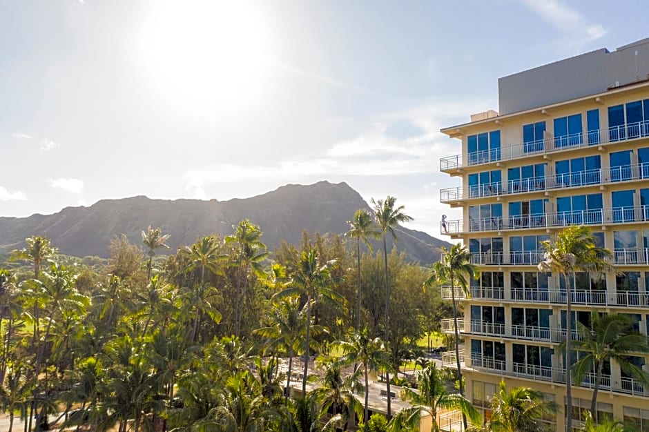 Kaimana Beach Hotel