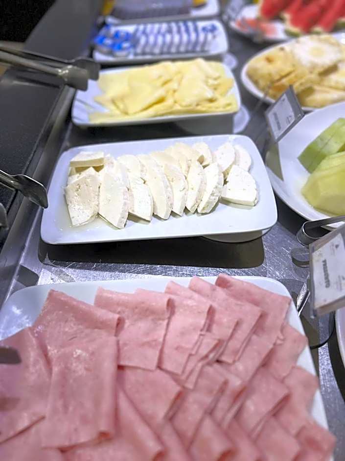 Hotel Beaga Convention Expominas by MHB