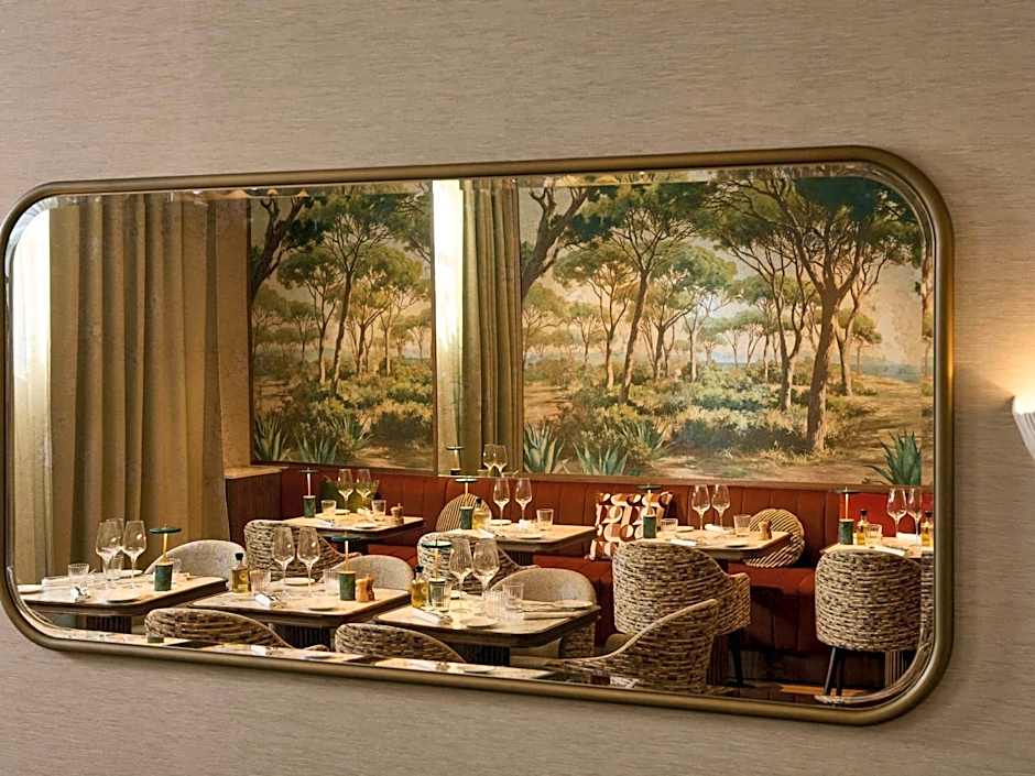 Grand Hotel Roi Rene Aix - MGallery Collection