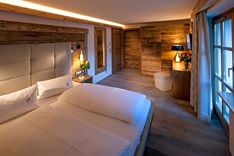 Superior Double Room with Balcony