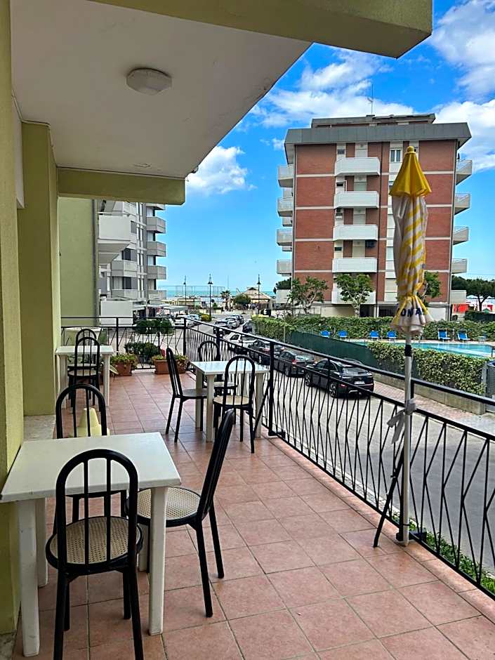 Hotel Ines
