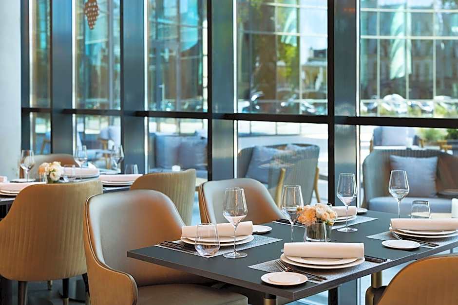 Paragraph Freedom Square, a Luxury Collection Hotel, Tbilisi