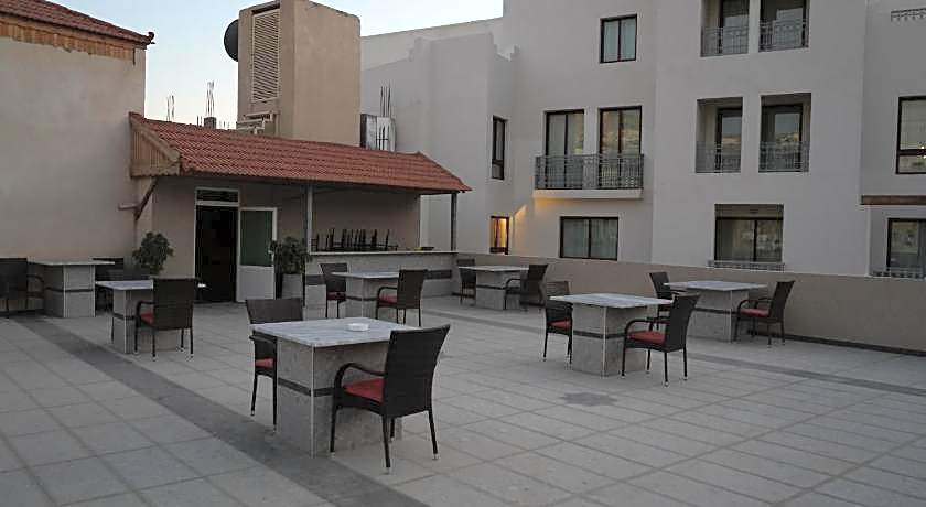 Petra agora hotel 
