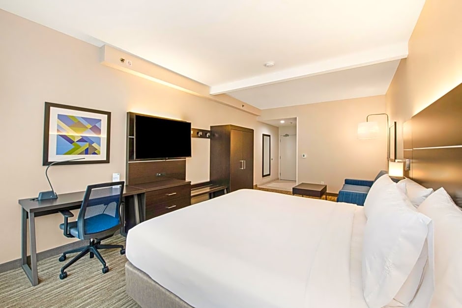 Holiday Inn Express - Delafield By IHG