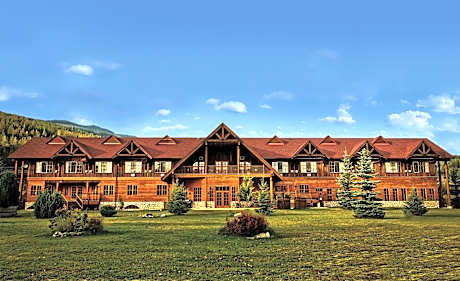 Glacier House Hotel & Resort