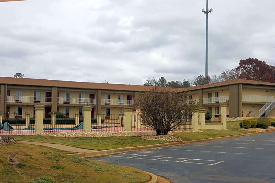 Travelodge by Wyndham Stockbridge Atlanta South