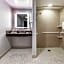 DoubleTree by Hilton Newark Penn Station, NJ