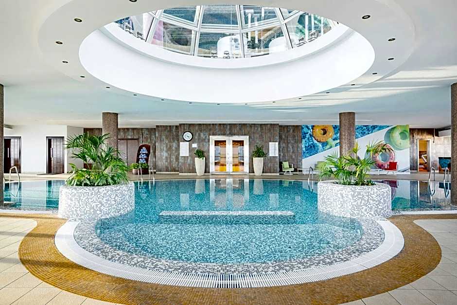 Qabila Westbay Hotel