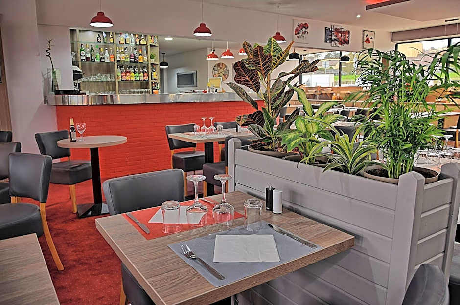 Hotel Restaurant Les Jardins D'Epone