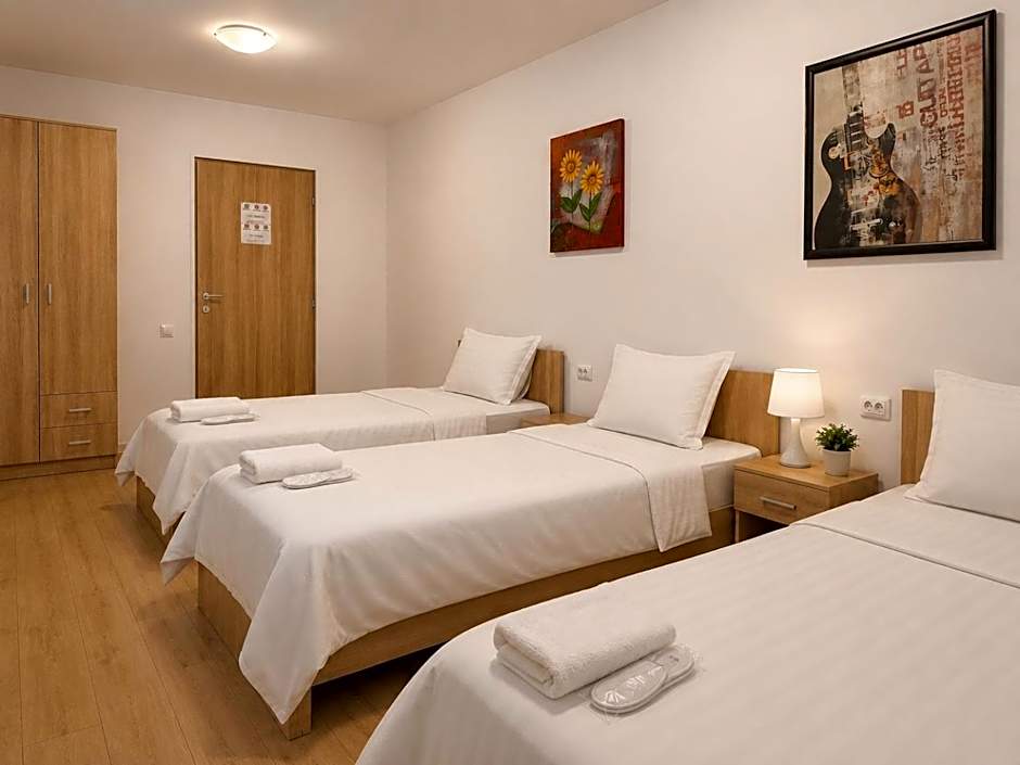 Monte Carlo Palace Rooms