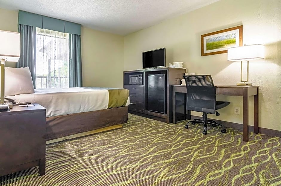 Quality Inn & Suites Creedmor - Butner