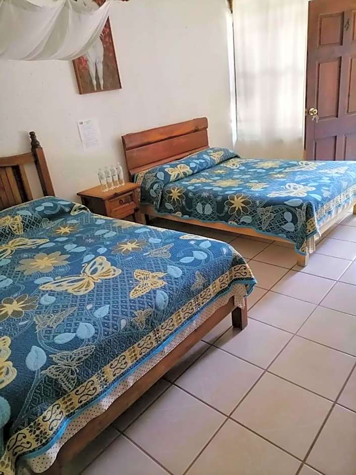 Photo 1 of 2 of Quadruple Room