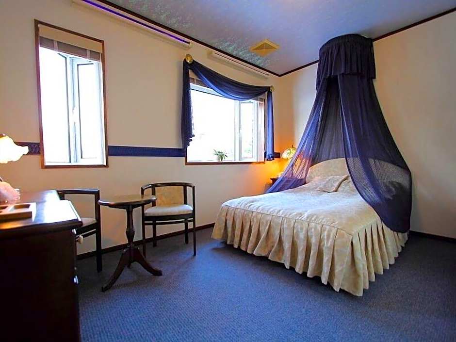 Scotch Court Hotel