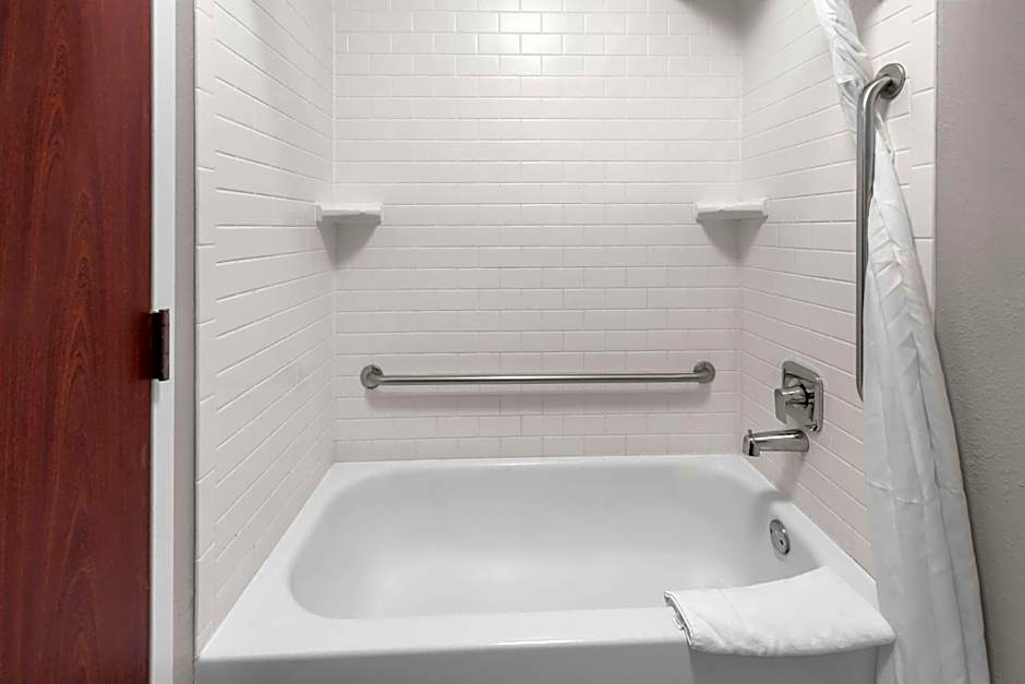 Best Western Plus Fenton