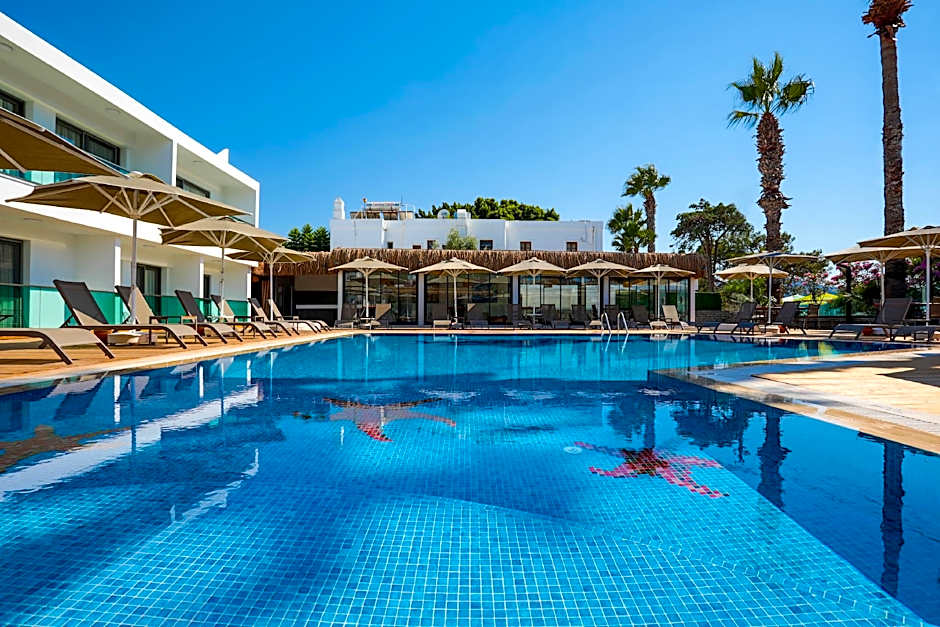 Yalıpark Beach Hotel