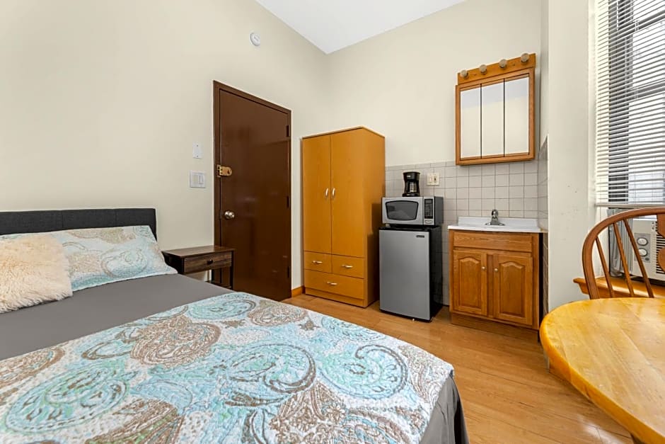 West 30th Street Guest House