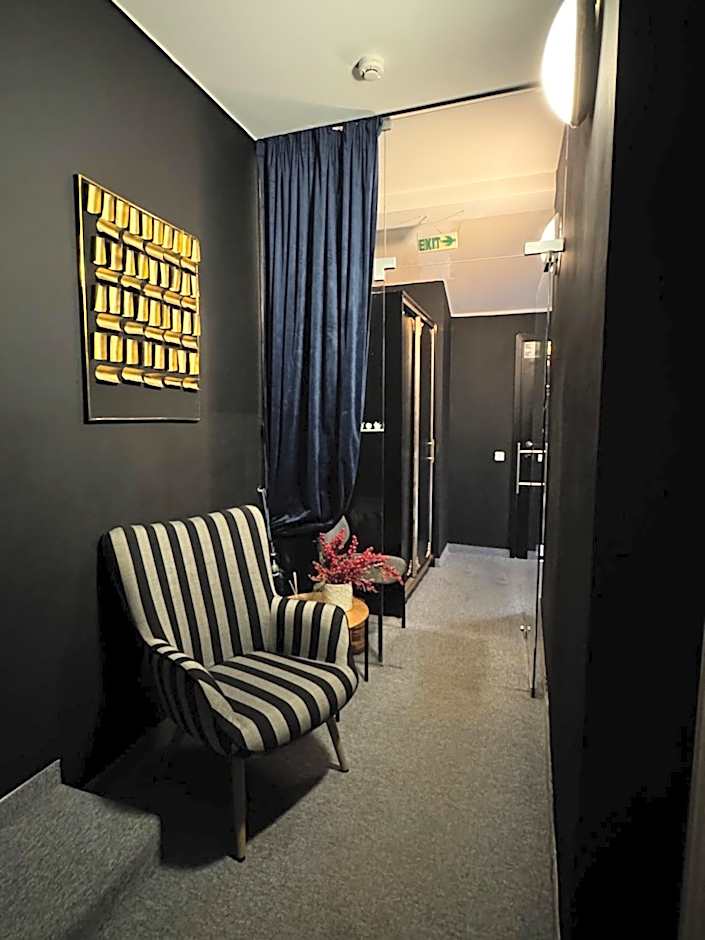 Apple Economy Hotel