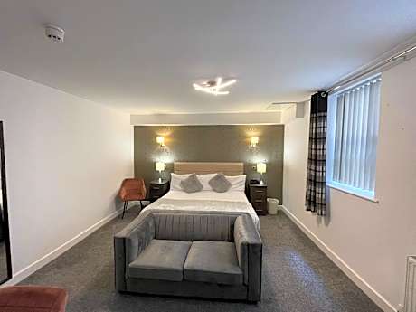 Superior Family Room