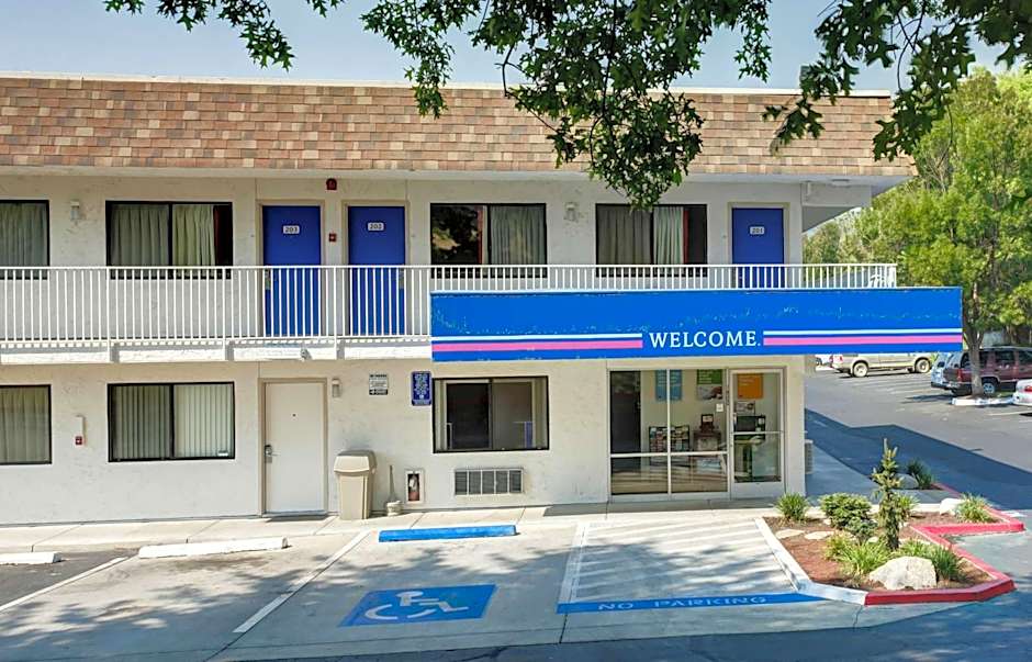 Motel 6-Grants Pass, OR