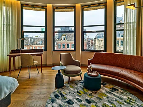 1 King Suite Kneuterdijk View