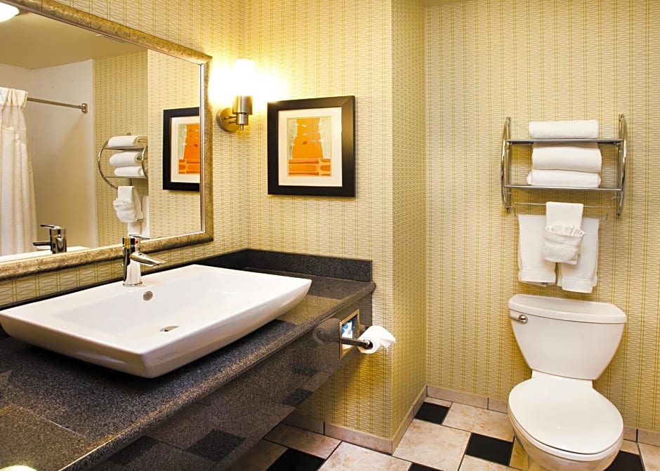 Holiday Inn Express Tulsa South Bixby, an IHG Hotel