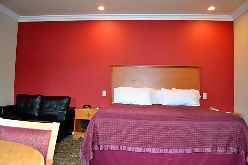 The Miramar Inn & Suites