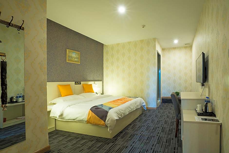 Shell Kunshan Huaqiao Town Huaji Road Hotel