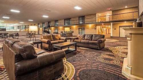 Best Western Wichita North Hotel & Suites – Wichita, KS