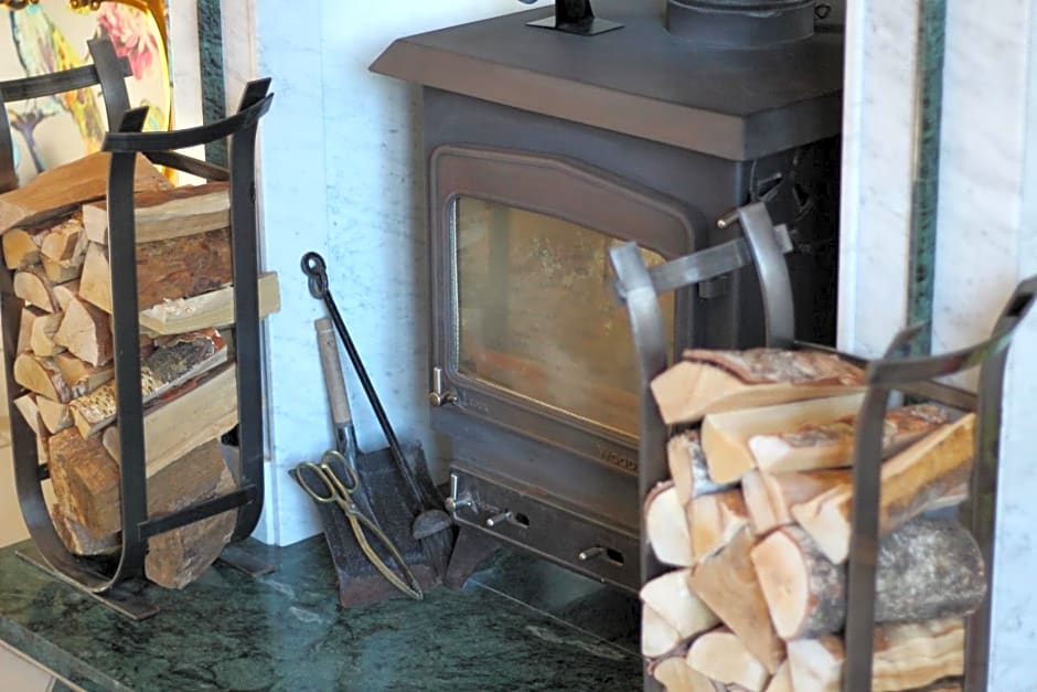 Eagle House - Award Winning B&B and Apartment