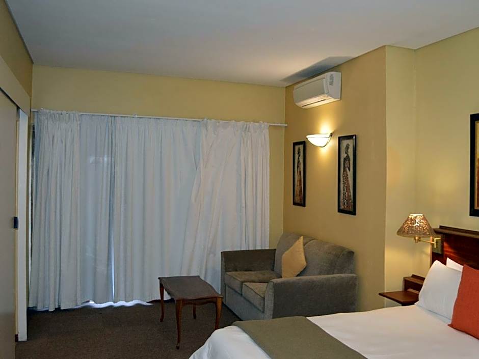Ascot Inn
