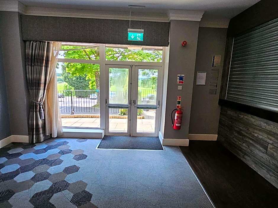 Mercure Manchester Norton Grange Hotel And Spa