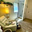 LOVER'S ROOM TROPIC