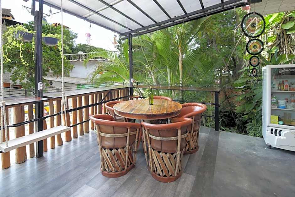 My Sisters House - Female only