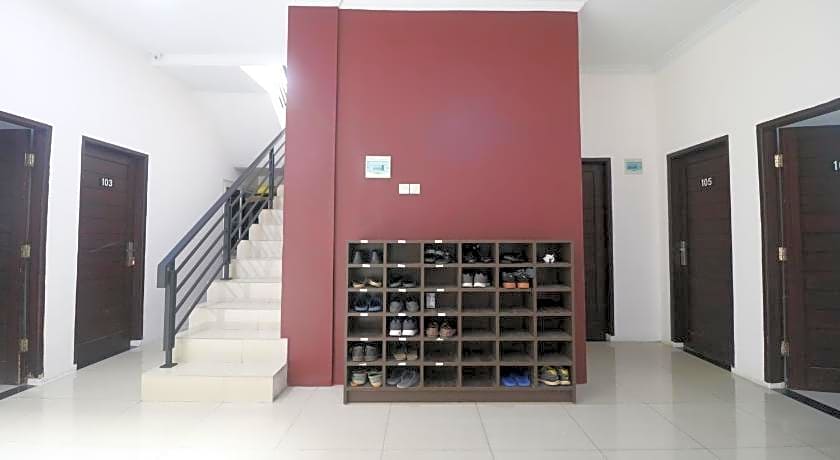 RedDoorz @ Jalan Krakatau Medan