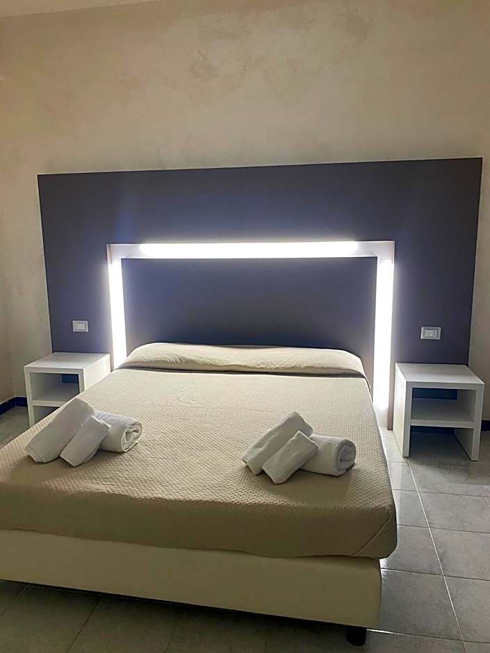 HOTEL CRISTALLO PAESTUM