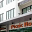 Picnic Hotel Bangkok
