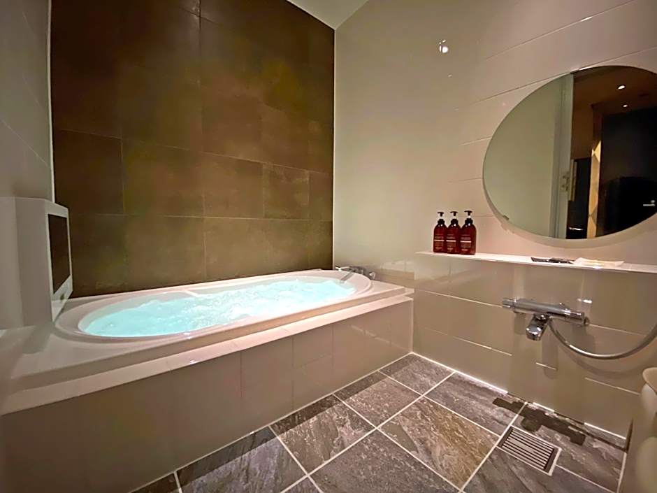 HOTEL EVERMORE -Adult Only-